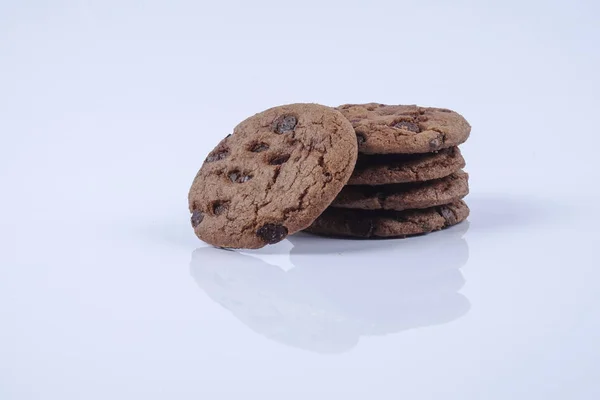 Biscotti Cioccolato Isolati Bianco — Foto Stock