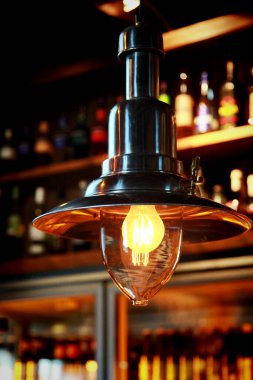 Çok atmosferik bir yerde parlak ışık