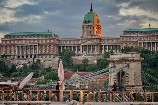 Majestoso Pôr Sol Edifício Monumental Budapeste Hungria — Fotografia de Stock