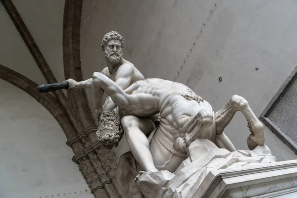 Statua di Ercole che uccide il Centaurino Firenze — Foto Stock