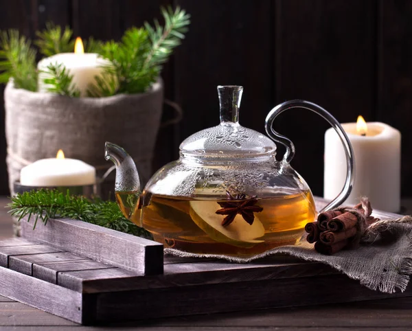 Hot fruit tea with ripe pears and cinnamon. — Stock Photo, Image