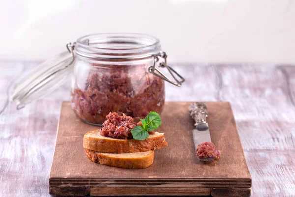 Red onion chutney in a jar — Stock Photo, Image