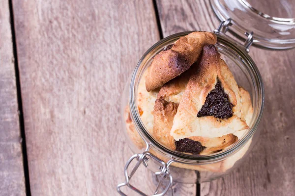 Печиво Hamantaschen для Purim у скляній банці — стокове фото