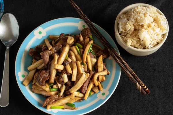 Plat Porc Frit Séché Soleil Servi Avec Des Champignons Des — Photo