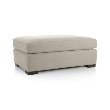 İnce bacaklı çağdaş Osmanlı Hassock mobilyaları izole edilmiş. Modern Kumaş Tasarımlı Çağdaş Osmanlı. 