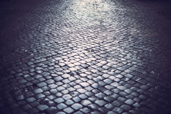 Traditional cobbled street in Rome, Italy — Stock Photo, Image