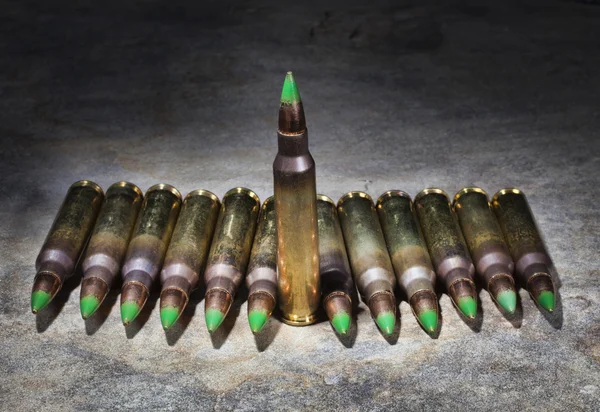 Cartridge lineup with armor piercing bullets — Stock Photo, Image