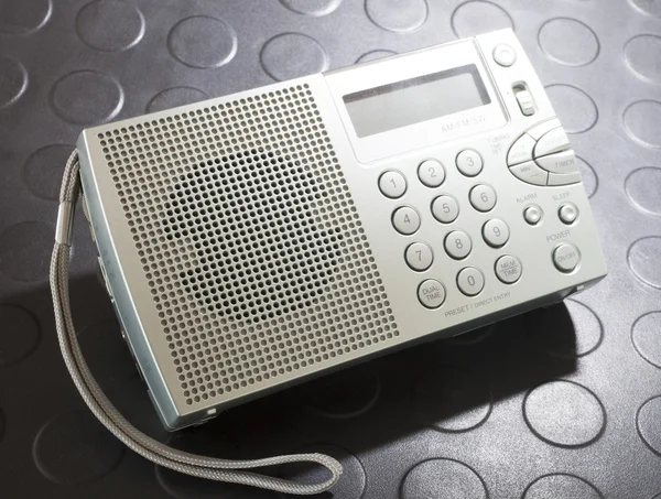Rádio pequeno para emergências — Fotografia de Stock