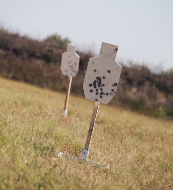 Yarışmalar çekim için ikili hedefler