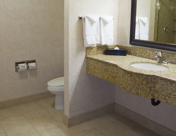 Kis hotel fürdőszoba — Stock Fotó