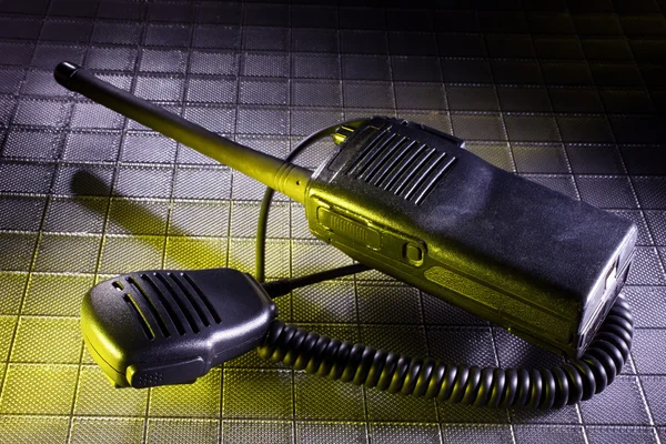 Rádio com luz de aro amarelo — Fotografia de Stock