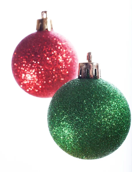 Brillantes adornos de árboles de Navidad —  Fotos de Stock