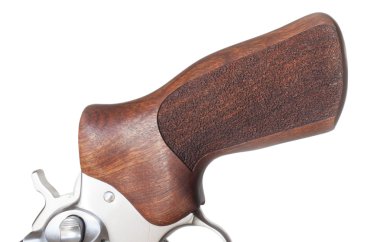 Beyaz tabanca tutuş