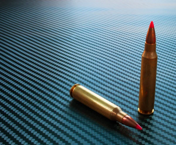 Dos balas de rifle —  Fotos de Stock