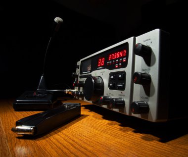 Dergi ve radyo