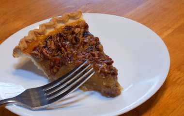 Cevizli turta ve çatal