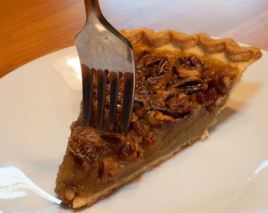 Çatal cevizli turta gidiyor