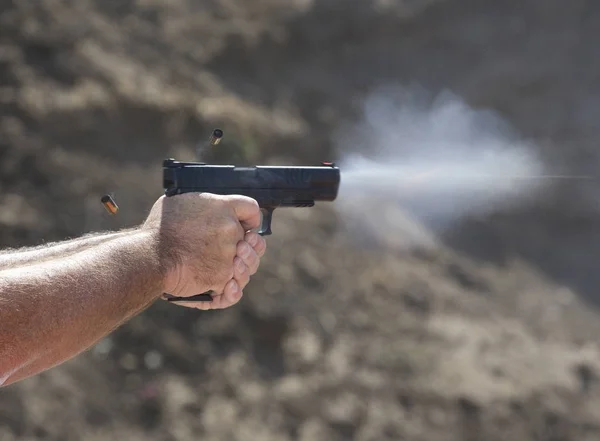 Vapor rastro de una pistola — Foto de Stock