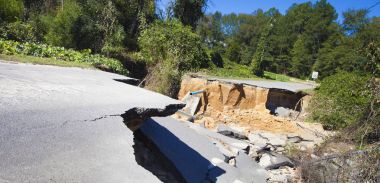 Yol zarar kasırga Matthew sonra
