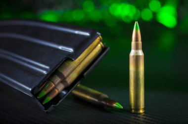 AR-15 cephane ve dergi