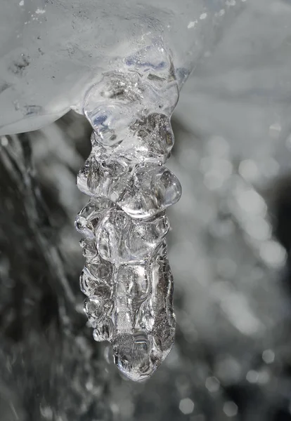 Icicle in a waterfall with an odd shape — Stock Photo, Image
