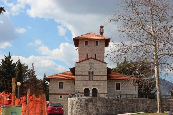 Όμορφα μοντέρνα εκκλησία σε Trebinje - μια μικρή πόλη της Βοσνίας και — Φωτογραφία Αρχείου