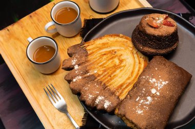 Çikolatalı kek Whit tatlı ekmek