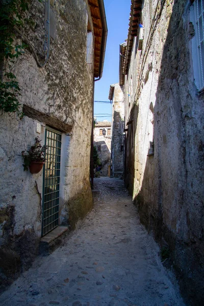 Cidade Calcata Vechhia Itália Tomada Dia Ensolarado — Fotografia de Stock