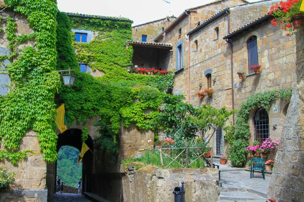 Село Bagnoregio Изолированной Деревне Достигнуто Машине Пешком — стоковое фото