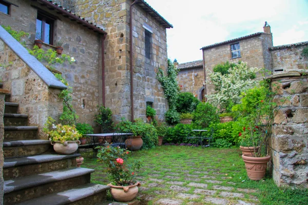 Село Bagnoregio Изолированной Деревне Достигнуто Машине Пешком — стоковое фото