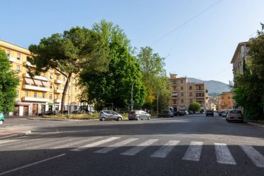 Dalatia Meydanı Acil Durum 19 'da terk edildi.