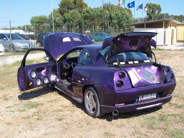 Car tuning fiat coupe 2000 turbo — Stock Photo, Image