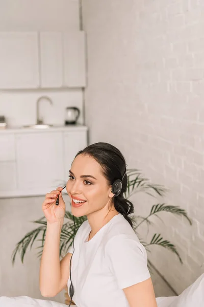 Attractive Remote Operator Headset Smiling While Working Home — Stock Photo, Image