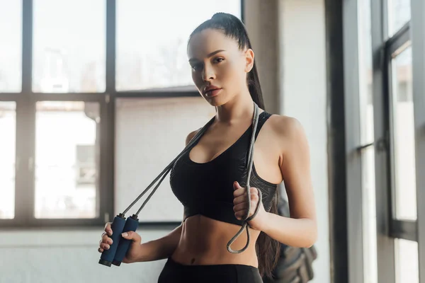 Beautiful Sportswoman Holding Skipping Rope Looking Camera Gym — Stock Photo, Image