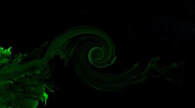 Yumuşak ve ışıl ışıl dönen güzel bir video, balonun siyah bir arkaplana karşı hareketini kontrol ediyor.