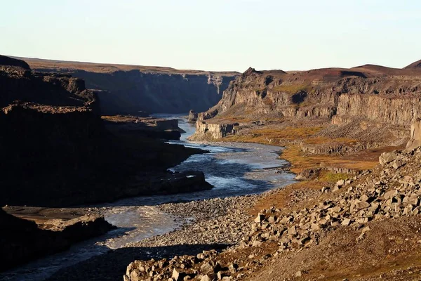 冰岛东北部的Vatnajokull国家公园 从Vatnajokull冰川流出的Jokulsa Fjollum河 — 图库照片
