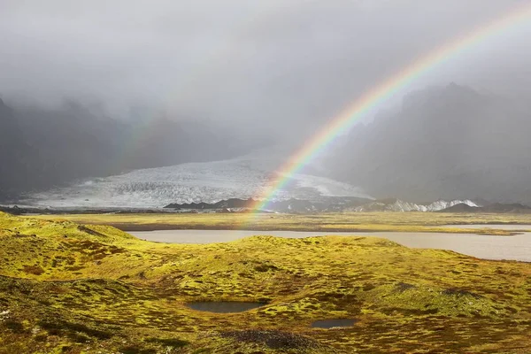 Szivárvány Fjallsrin Gleccser Lagúna Felett Egy Esős Nyári Napon Izlandtól — Stock Fotó