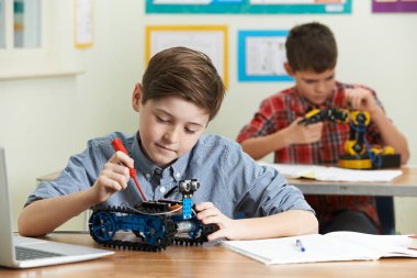 Öğrenciler bilim eğitim Robotik ders