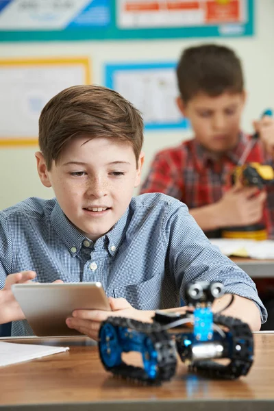 Öğrenciler bilim eğitim Robotik ders