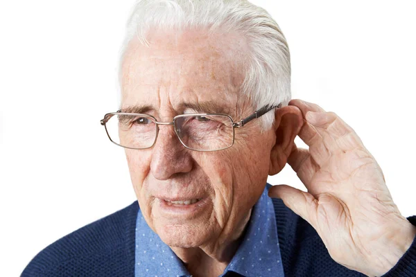 Az idősebb ember szenved hallásvesztés stúdió lövés — Stock Fotó