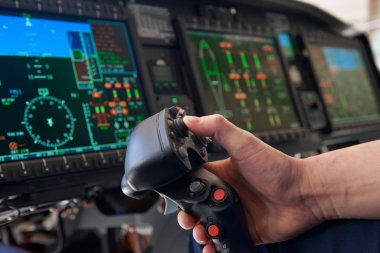 Joystick helikopter kokpitte tutan Pilot kapatın