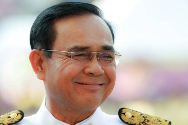 Bangkok, Tayland - 12.2019 Başbakan Prayut Chan-o-cha, Tayland Başbakanı gülen yüzlü ve Çin Mahallesi yolunda keyfi yerinde