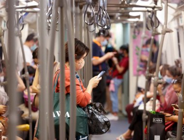 Taylandlılar işe gitmek için BTS 'yi kullanıyor. Corona virüsü bulaşan yeni biri olmayınca...