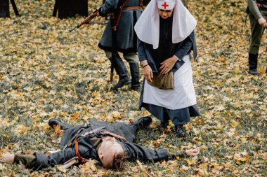 13.10.2019 Vinnitsa, Ukrayna: Almanya, Ukrayna ve Rusya 'dan askeri kulüplerin yer aldığı İkinci Dünya Savaşı askeri muharebelerinin yeniden inşasına sahne