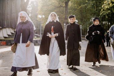 13.10.2019 Vinnitsa, Ukrayna: Almanya, Ukrayna ve Rusya 'dan askeri kulüplerin yer aldığı İkinci Dünya Savaşı askeri muharebelerinin yeniden inşasına sahne
