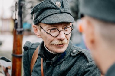 13.10.2019 Vinnitsa, Ukrayna: Almanya, Ukrayna ve Rusya 'dan askeri kulüplerin yer aldığı İkinci Dünya Savaşı askeri muharebelerinin yeniden inşasına sahne