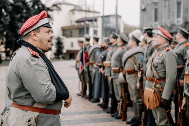 13.10.2019 Vinnitsa, Ukrayna: Almanya, Ukrayna ve Rusya 'dan askeri kulüplerin yer aldığı İkinci Dünya Savaşı askeri muharebelerinin yeniden inşasına sahne