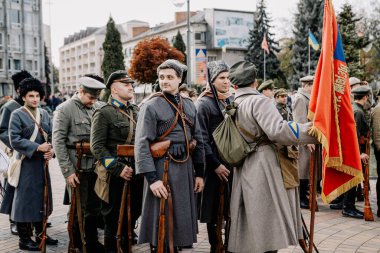 13.10.2019 Vinnitsa, Ukrayna: Almanya, Ukrayna ve Rusya 'dan askeri kulüplerin yer aldığı İkinci Dünya Savaşı askeri muharebelerinin yeniden inşasına sahne