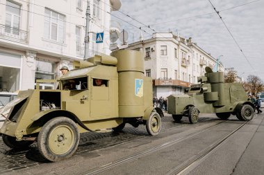 13.10.2019 Vinnitsa, Ukrayna: Almanya, Ukrayna ve Rusya 'dan askeri kulüplerin yer aldığı İkinci Dünya Savaşı askeri muharebelerinin yeniden inşasına sahne