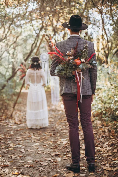 Couple Mariage Souriant Incroyable Jolie Mariée Marié Élégant Fond Mariage — Photo